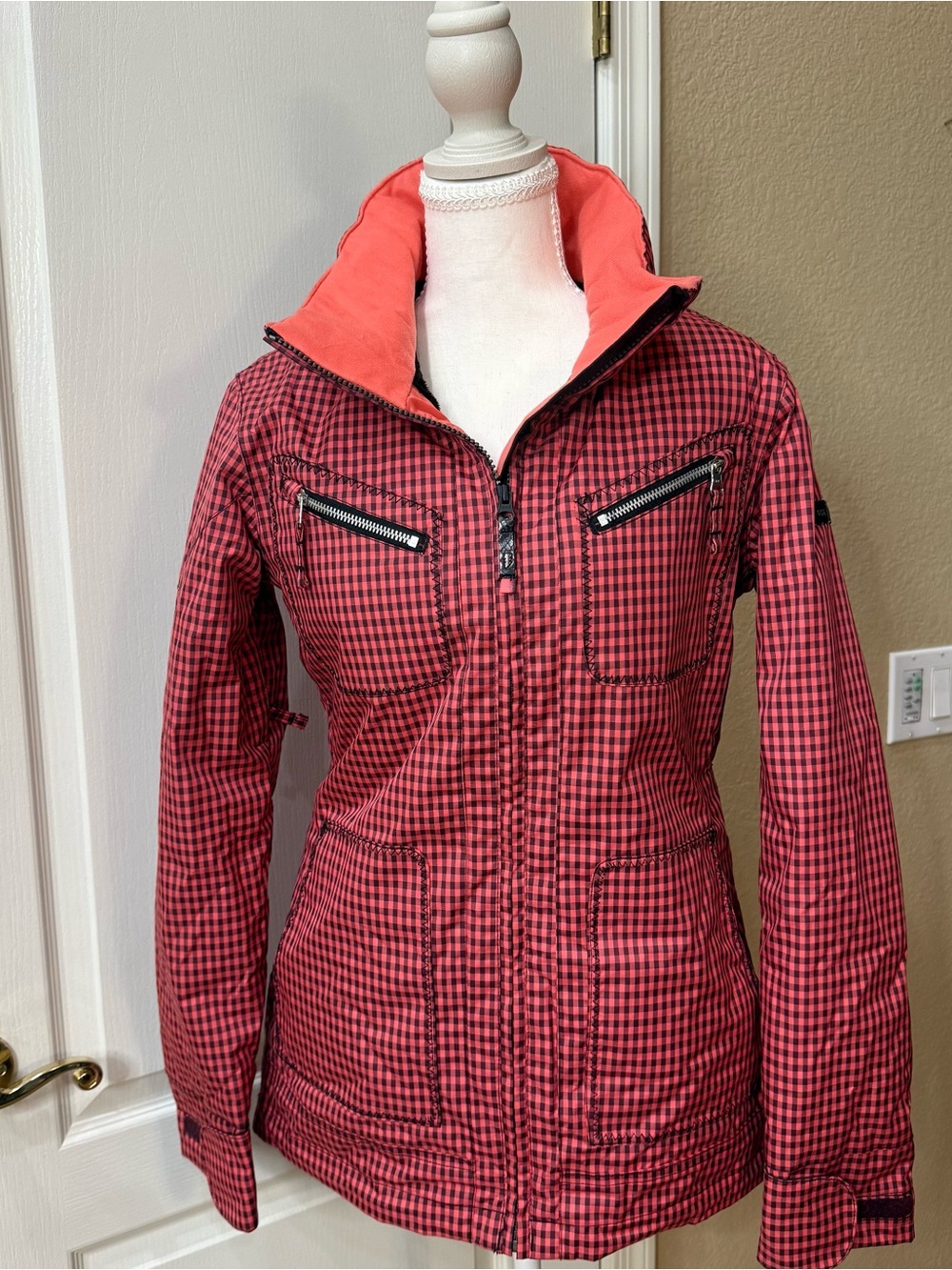 RIDE Snowboards Plaid Ski Jacket Womens Small Coral Red Hydrapel Insulated